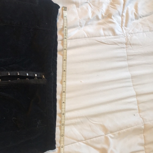 Velvet shorts - Picture 6 of 6